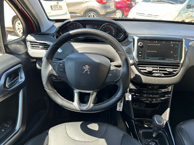 PEUGEOT 2008 ALLURE 1.2 E-THP AUTO SPANISH LHD IN SPAIN 100000 MILES SUPERB 2017
